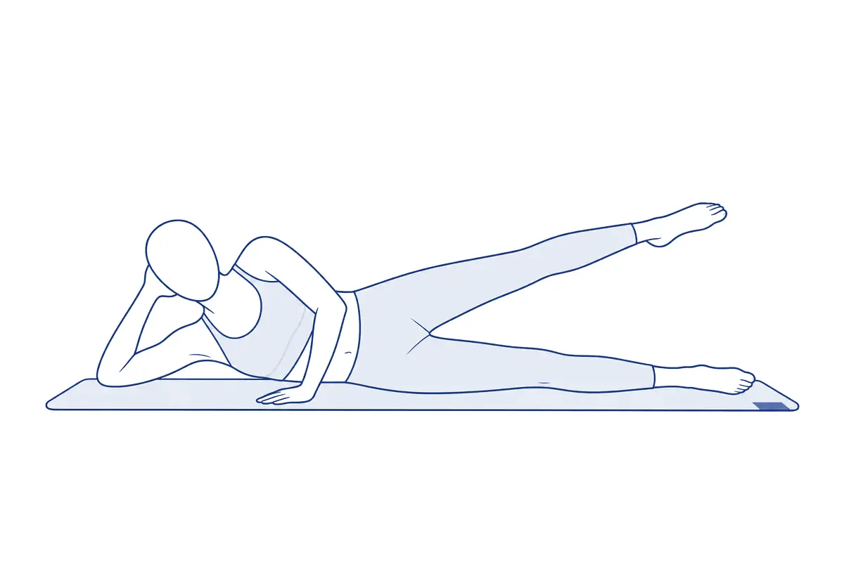Lijntekening van een figuur die op de zij op een mat ligt met het hoofd op de onderste arm, de bovenste hand op de mat en het bovenste been opgetild